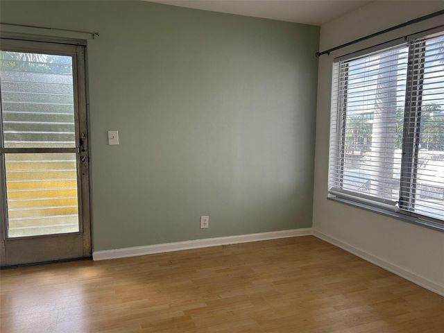 77 Hendricks Isle 10, Fort Lauderdale, FL 33301