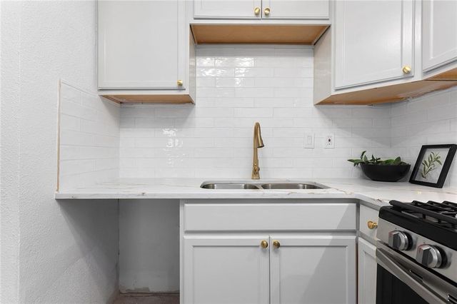 2609 S 49th Terrace, Kansas City, KS 66106