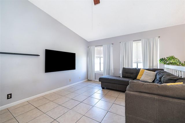 17 S FLAG DRIVE, Kissimmee, FL 34759