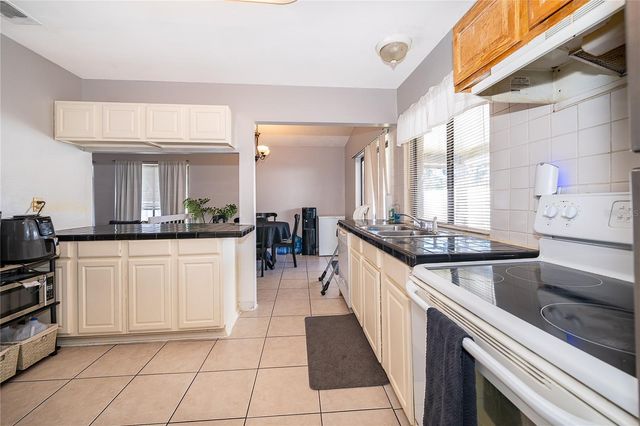 17 S FLAG DRIVE, Kissimmee, FL 34759