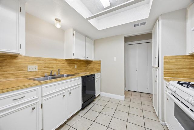 8329 Fathom CIR, Austin, TX 78750