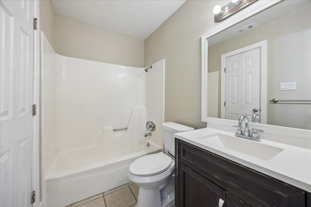 8329 Fathom CIR, Austin, TX 78750