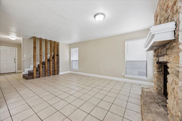 8329 Fathom CIR, Austin, TX 78750