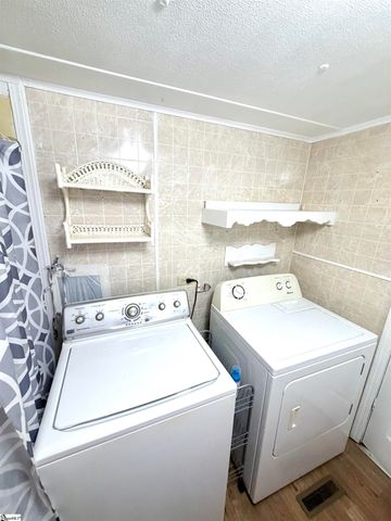 129 Boone Drive, Easley, SC 29640