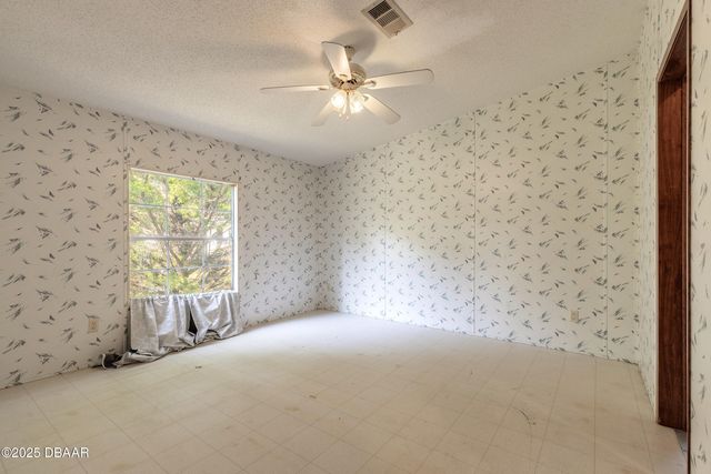 2127 Oak Street, Bunnell, FL 32110