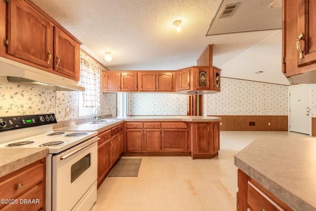 2127 Oak Street, Bunnell, FL 32110