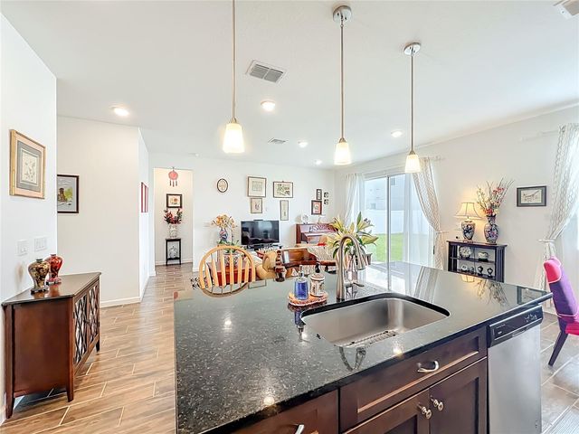 8560 COMPASS POINT AVENUE, Orlando, FL 32832