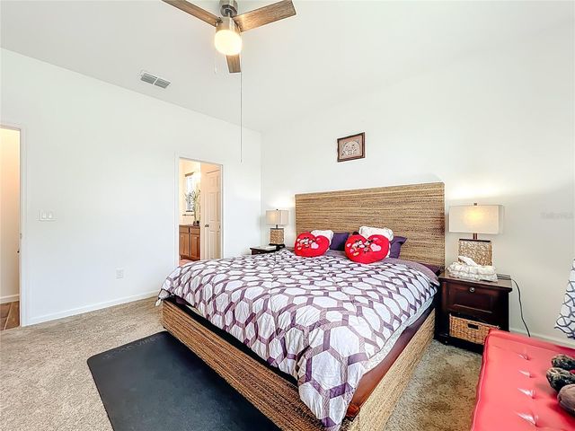 8560 COMPASS POINT AVENUE, Orlando, FL 32832