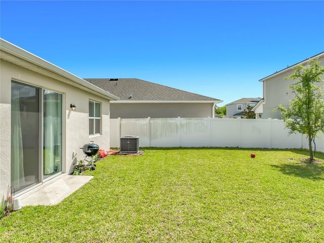 8560 COMPASS POINT AVENUE, Orlando, FL 32832