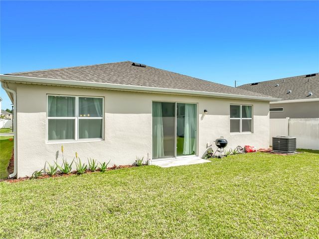 8560 COMPASS POINT AVENUE, Orlando, FL 32832