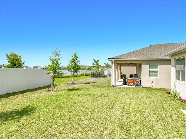 8560 COMPASS POINT AVENUE, Orlando, FL 32832