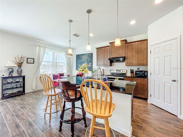 8560 COMPASS POINT AVENUE, Orlando, FL 32832