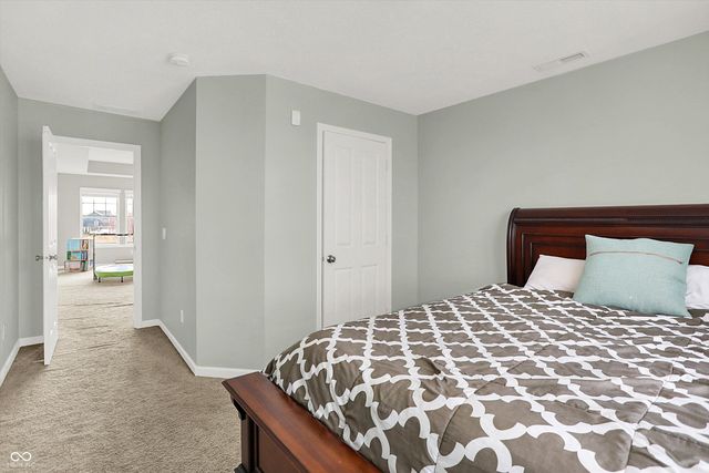 1266 Colinbrook Circle, Greenwood, IN 46143