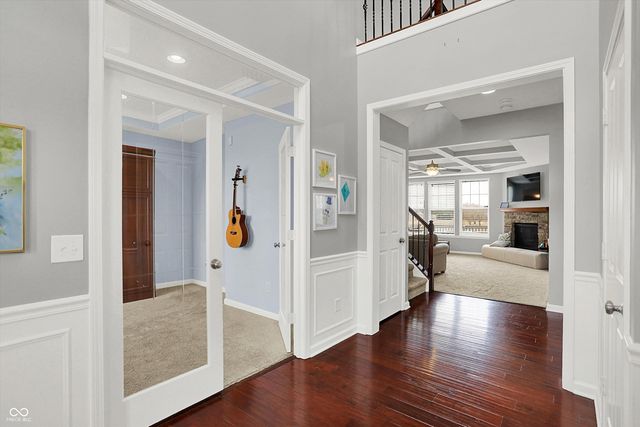 1266 Colinbrook Circle, Greenwood, IN 46143