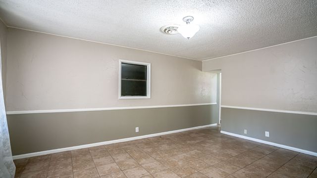 1110 Penrod Street, Granbury, TX 76048