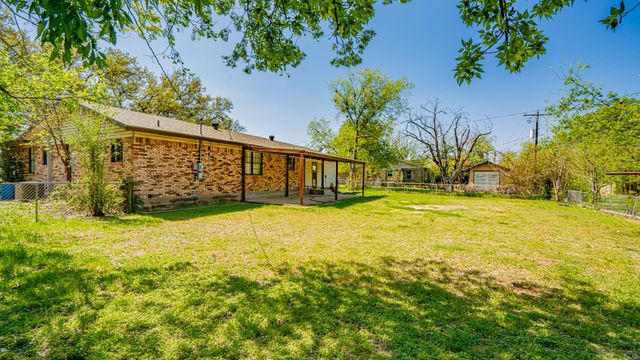 1110 Penrod Street, Granbury, TX 76048