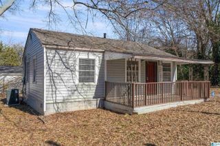 41 HOADLEY STREET, Midfield, AL 35228