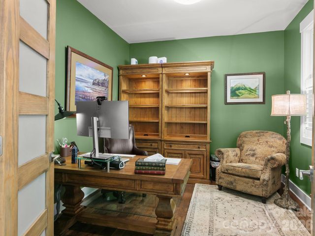 199 Garnet Way, Hendersonville, NC 28791