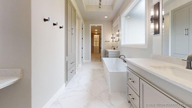 8117 E Elgin Street, Broken Arrow, OK 74014