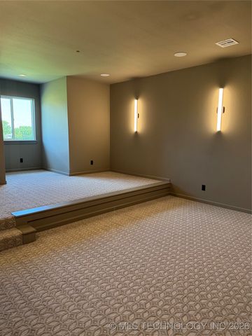 8117 E Elgin Street, Broken Arrow, OK 74014