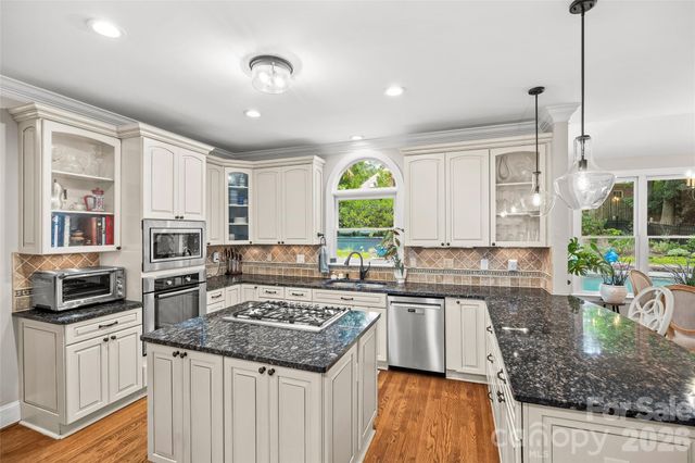 4709 Coburn Court, Charlotte, NC 28277