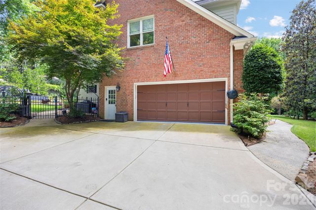4709 Coburn Court, Charlotte, NC 28277