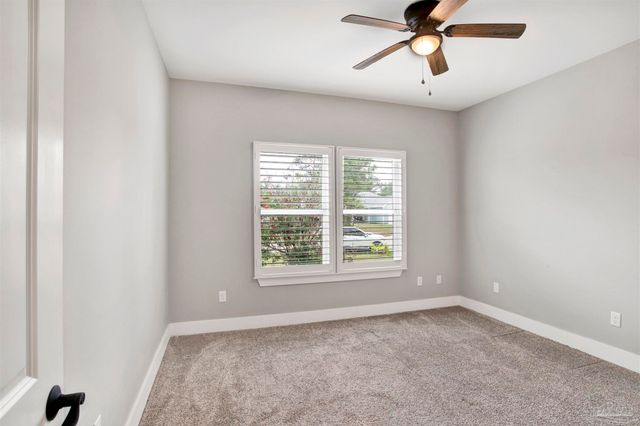 4320 Quiet Ct, Gulf Breeze, FL 32563