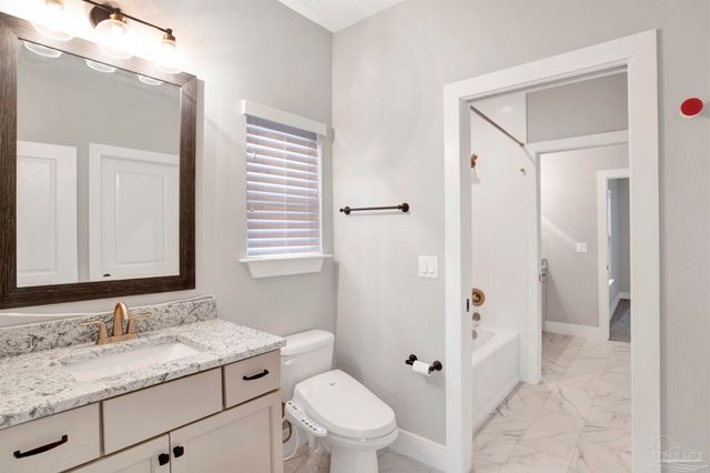 4320 Quiet Ct, Gulf Breeze, FL 32563