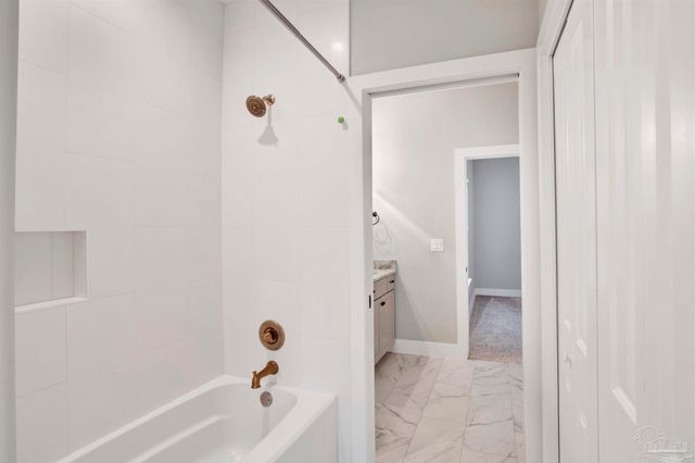 4320 Quiet Ct, Gulf Breeze, FL 32563