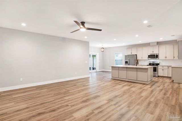 4320 Quiet Ct, Gulf Breeze, FL 32563