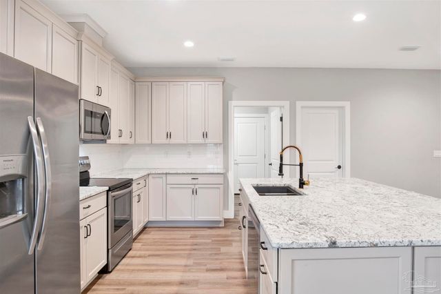 4320 Quiet Ct, Gulf Breeze, FL 32563