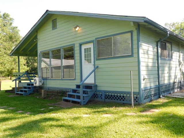 247 Warbler Lane, Livingston, TX 77351