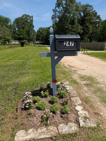 247 Warbler Lane, Livingston, TX 77351