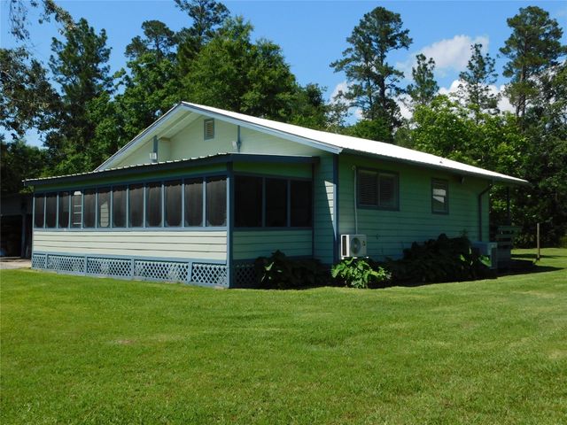 247 Warbler Lane, Livingston, TX 77351