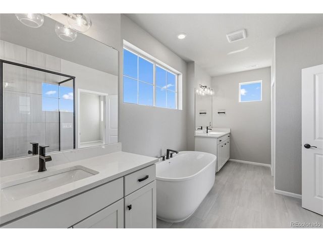 24382 E Atlantic Dr, Aurora, CO 80016