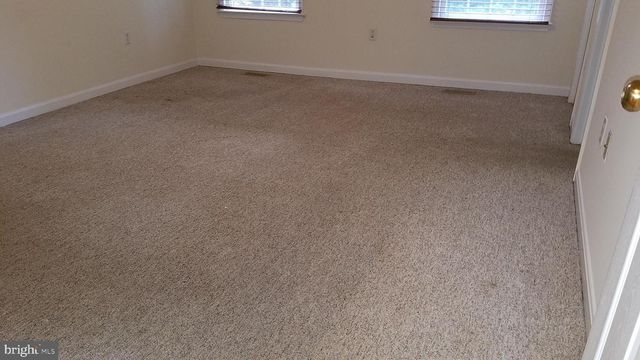 108 FINCH LN, Falling Waters, WV 25419