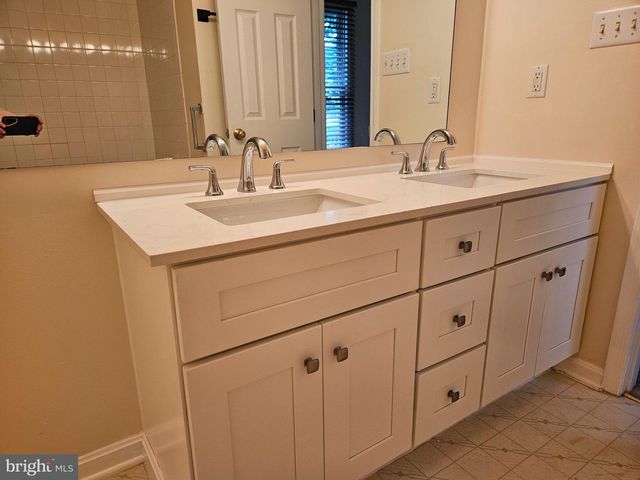 108 FINCH LN, Falling Waters, WV 25419