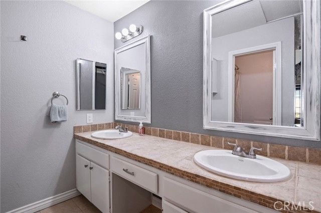 3 Shadow Hill, Laguna Hills, CA 92653