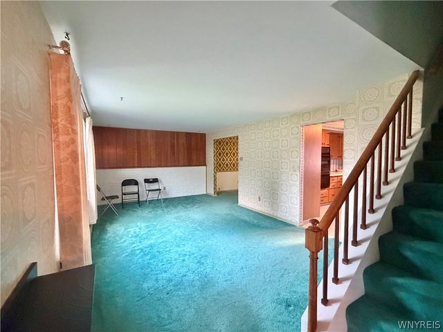 119 Kaymar Drive, Amherst, NY 14228