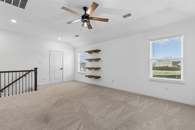 1512 Gentle Creek Lane, Fort Worth, TX 76052