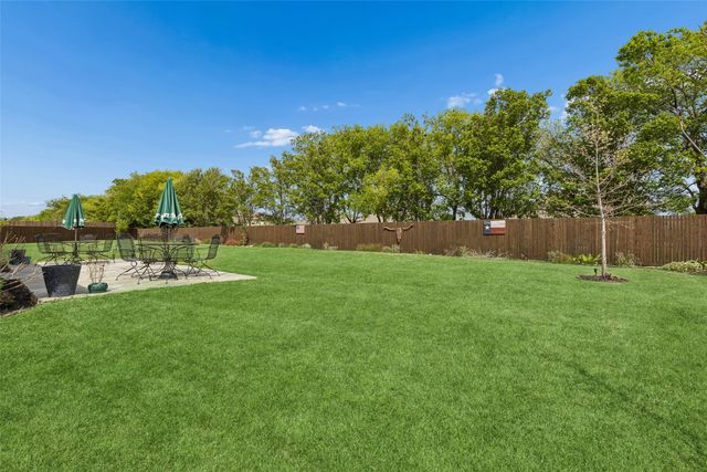 1512 Gentle Creek Lane, Fort Worth, TX 76052