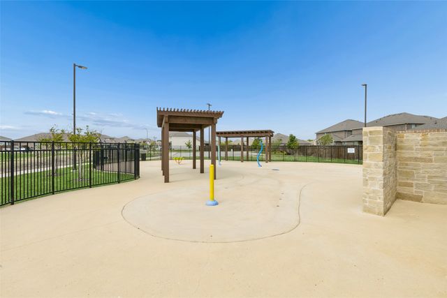 1512 Gentle Creek Lane, Fort Worth, TX 76052