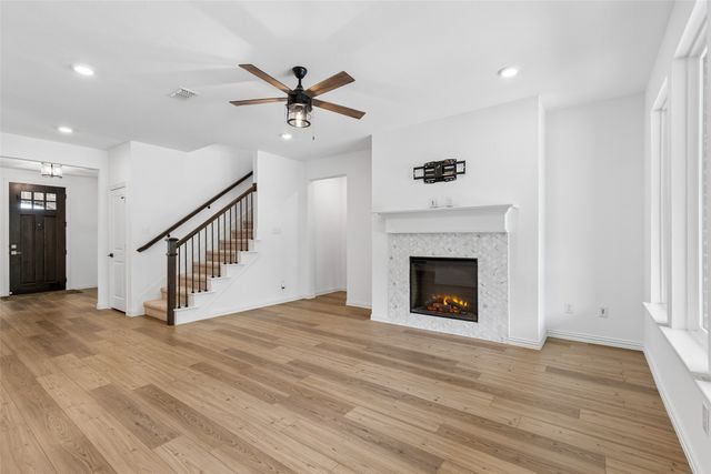 1512 Gentle Creek Lane, Fort Worth, TX 76052