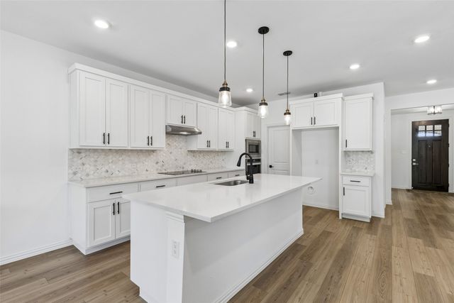 1512 Gentle Creek Lane, Fort Worth, TX 76052