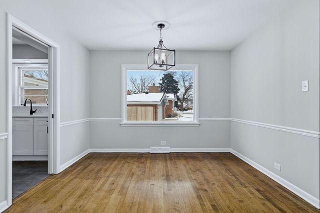 1006 E 163rd Street, South Holland, IL 60473