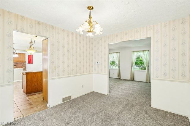 337 Wolf Avenue, Wadsworth, OH 44281