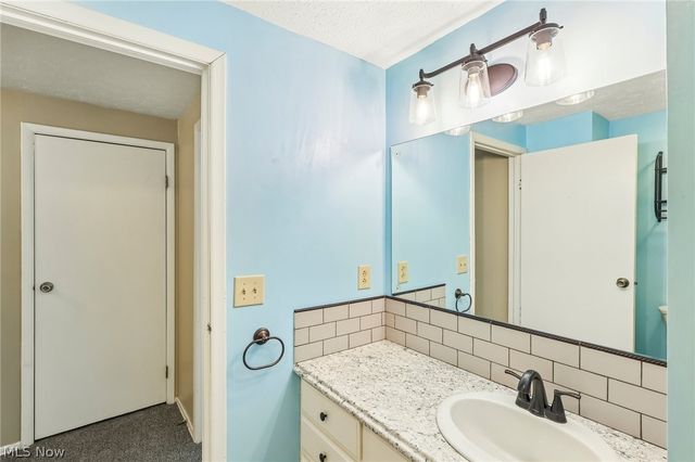 337 Wolf Avenue, Wadsworth, OH 44281