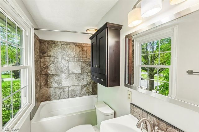 337 Wolf Avenue, Wadsworth, OH 44281