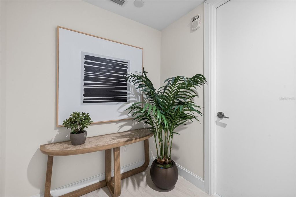 Image 13 of property listing at 3401 BAYSHORE BOULEVARD 503, Tampa, FL 33629