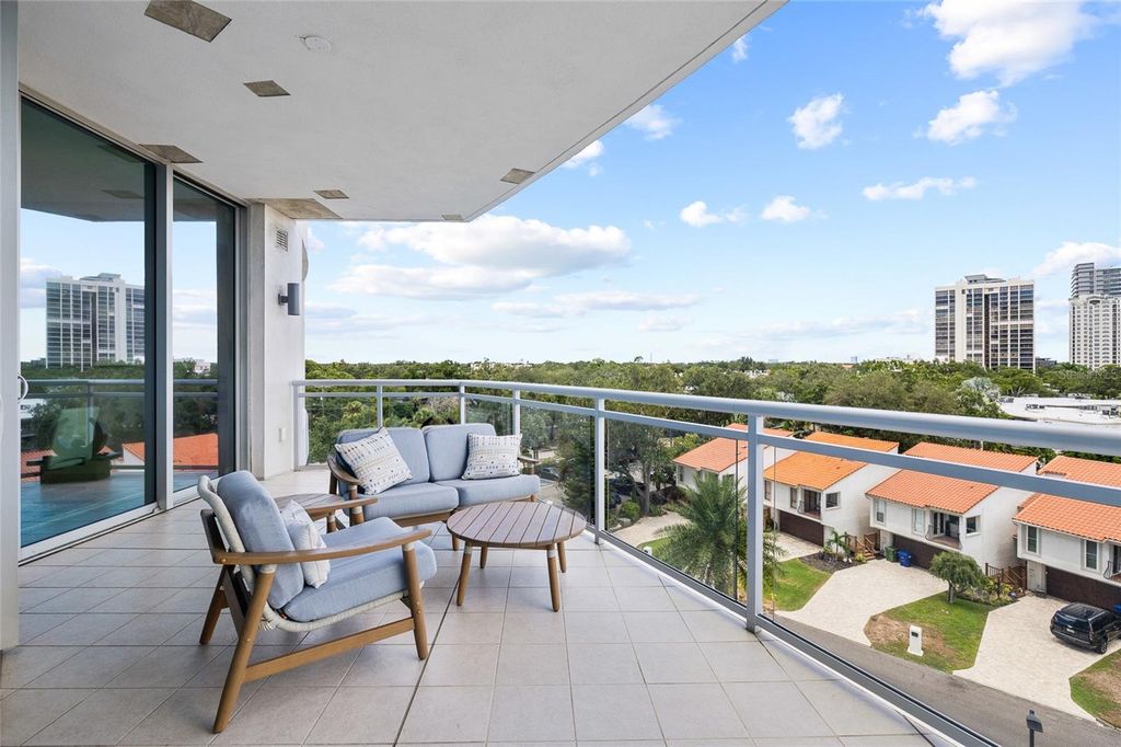 Image 37 of property listing at 3401 BAYSHORE BOULEVARD 503, Tampa, FL 33629